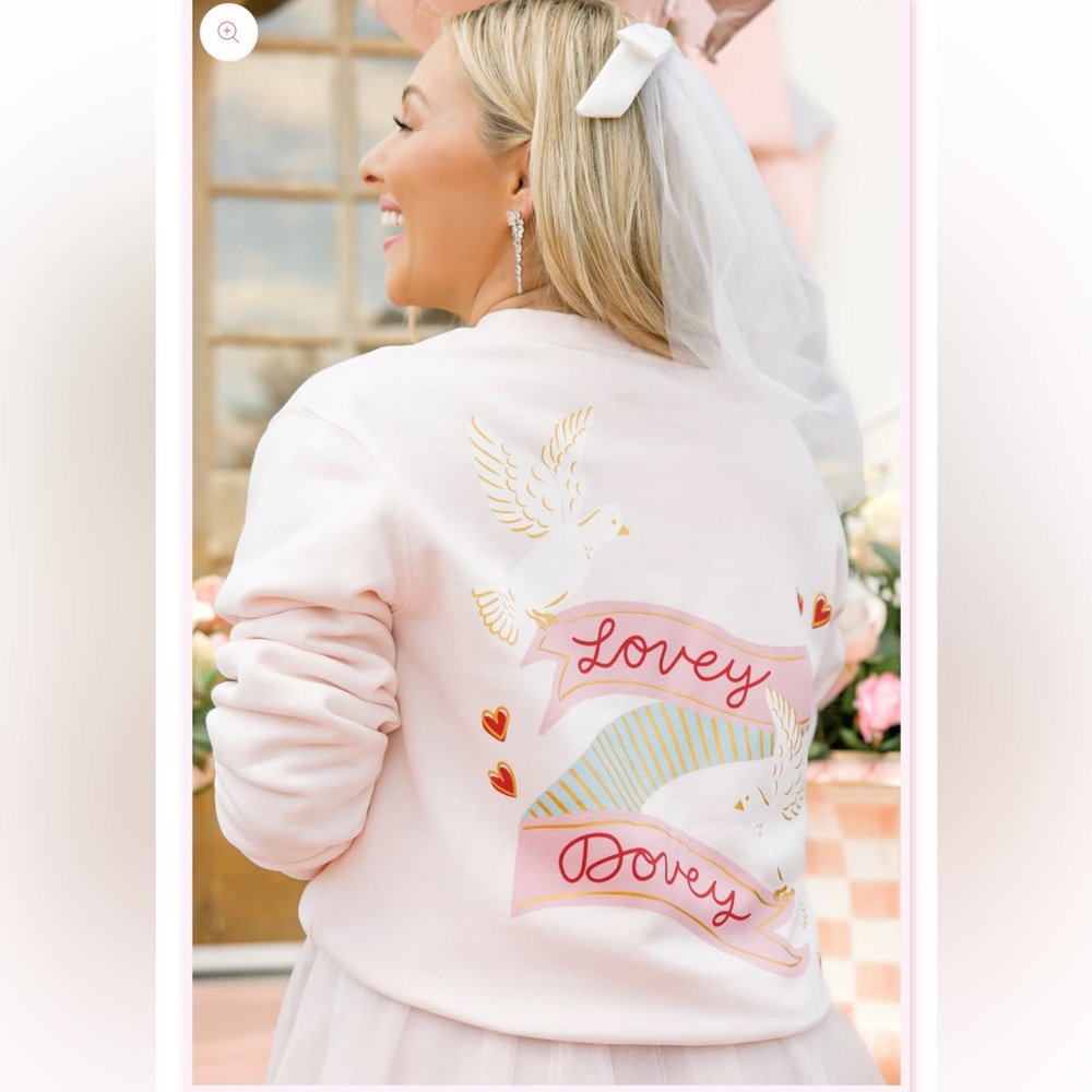 Living Fully Co. By Mallory Erwin Rosy Pink Lovey Dovey Graphic Sweatshirt New